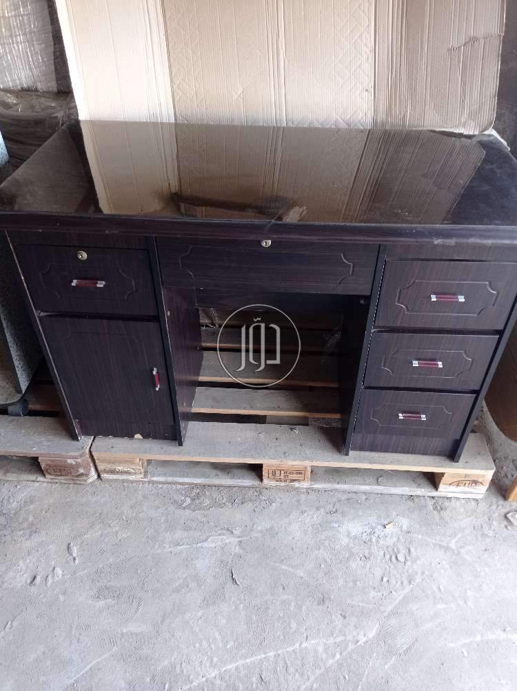 صور اثاث مكتبي للبيع في بور سعيد - دوّر.كوم