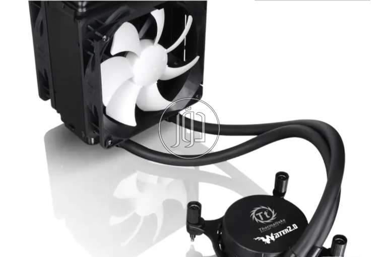 مبرد مائي للمعالج/ مبرد