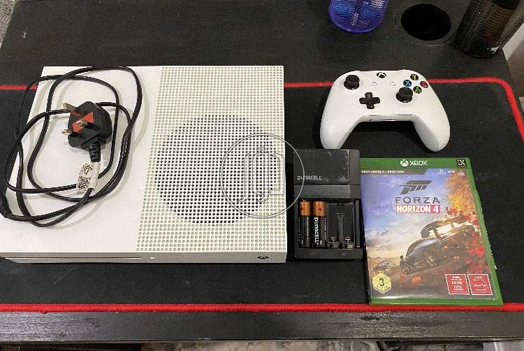 صور اجهزة بلاي ستيشن للبيع في الكويت - دوّر.كوم