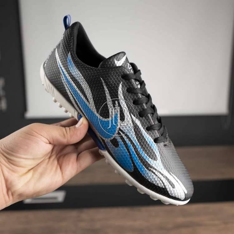 صور احذية وصنادل للبيع في مصر - دوّر.كوم