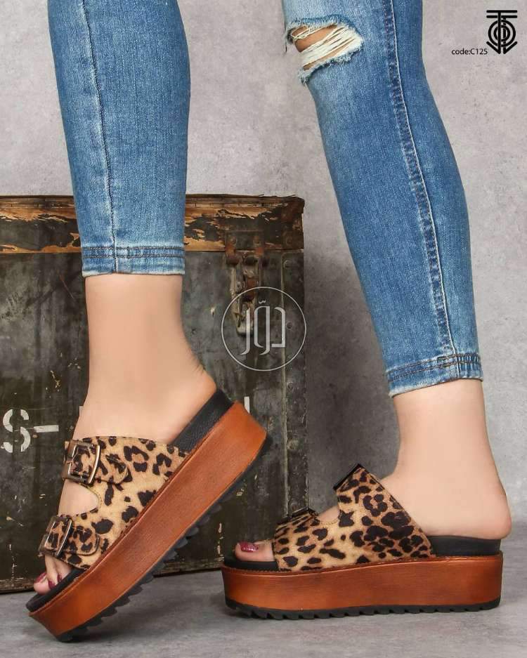 صور احذية وصنادل للبيع في القاهرة - دوّر.كوم