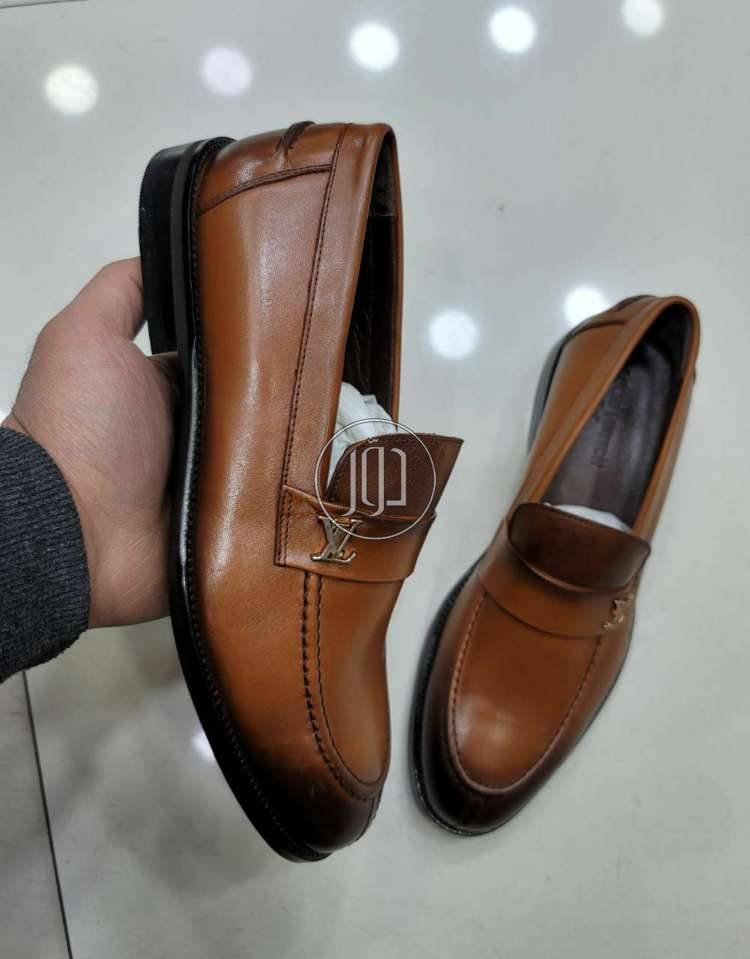 صور احذية وصنادل للبيع في القاهرة - دوّر.كوم