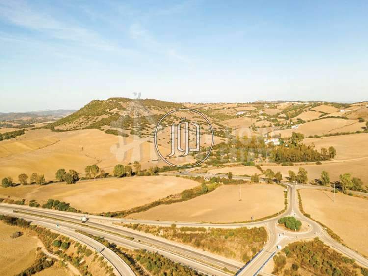 صور اراضي فضاء للبيع في الامارات - دوّر.كوم