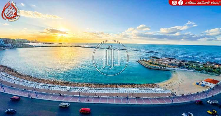 شقة للبيع في الاسكندرية سيدي بشر علي البحر مباشرة 225 متر