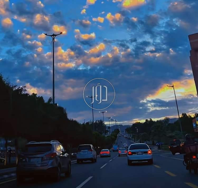 صور خدمات شحن وتوصيل في السعودية - دوّر.كوم