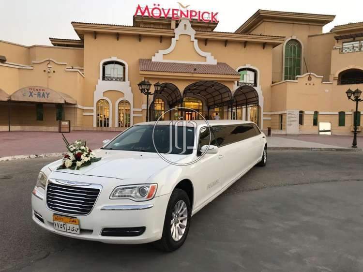 صور خدمات ليموزين وتوصيل في القاهرة - دوّر.كوم