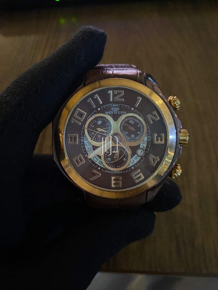 صور ساعات مستعملة للبيع في الامارات - دوّر.كوم