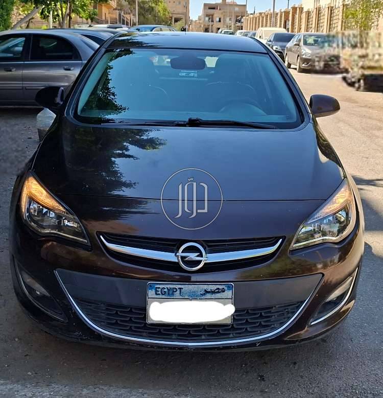🚗 للبيع: Opel Astra Cosmo 2014 – أعلى فئة