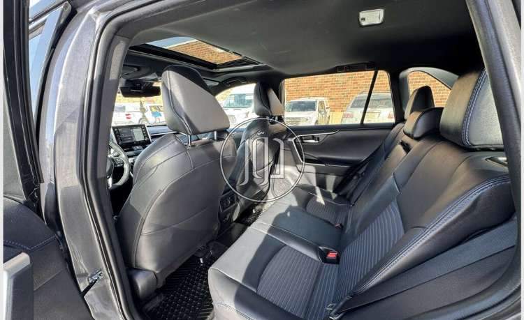 صور سيارات تويوتا للبيع في الشارقة - دوّر.كوم