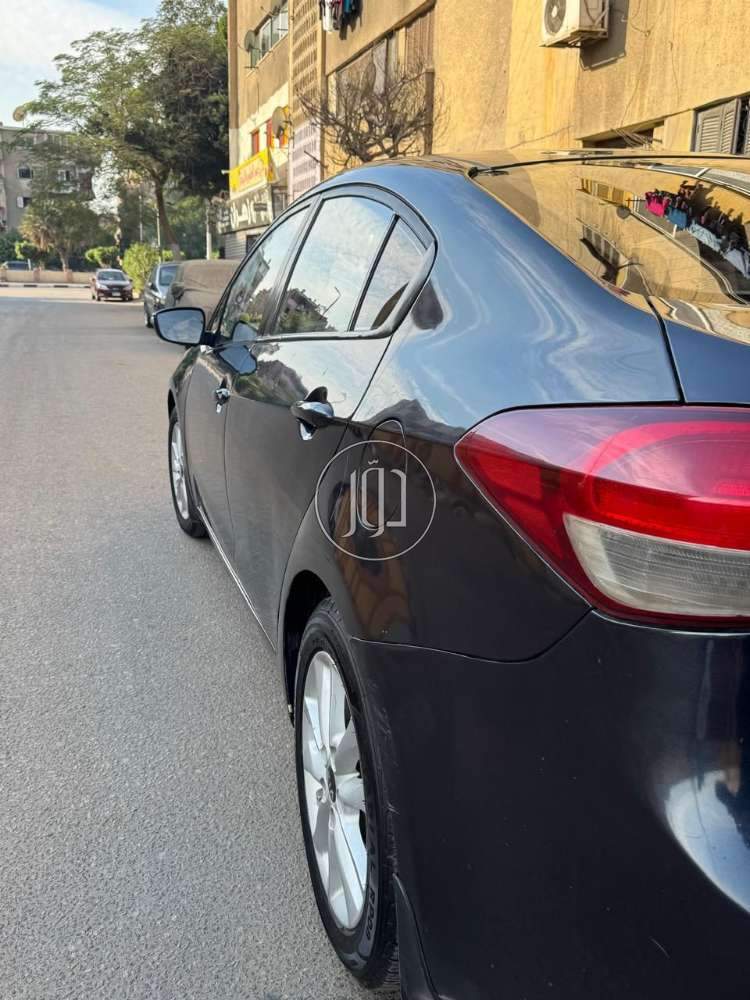 صور سيارات كيا للبيع في الجيزة - دوّر.كوم