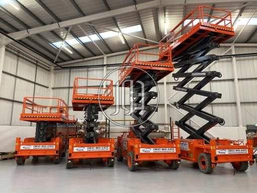 رافعات كهربائيه سيزر لفتات للايجار