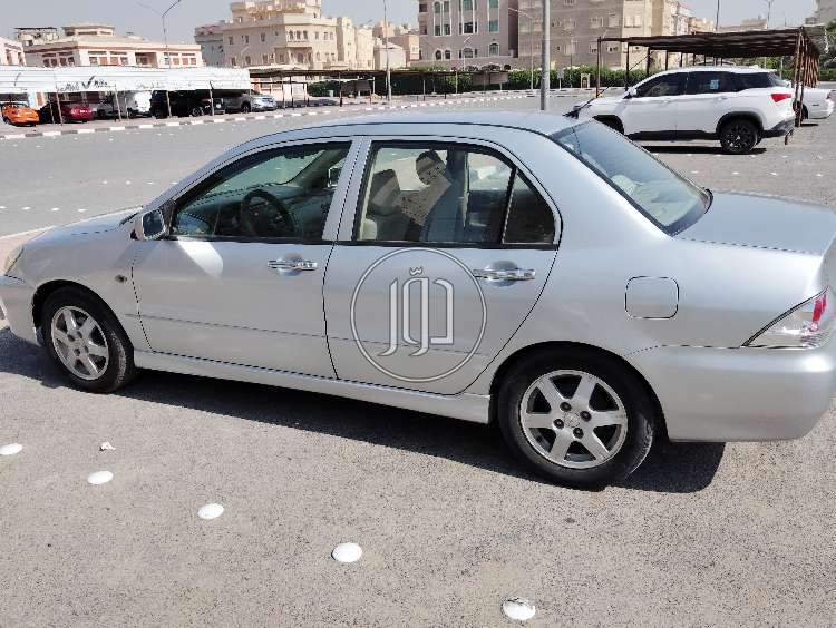 صور سيارات ميتسوبيشي للبيع في الأحمدي - دوّر.كوم