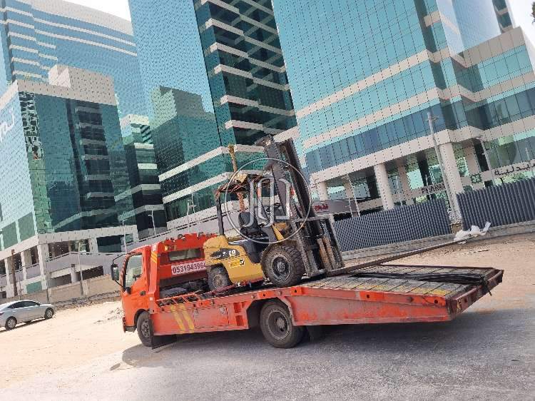 صور سيارات نقل وشاحنات للبيع في الرياض - دوّر.كوم