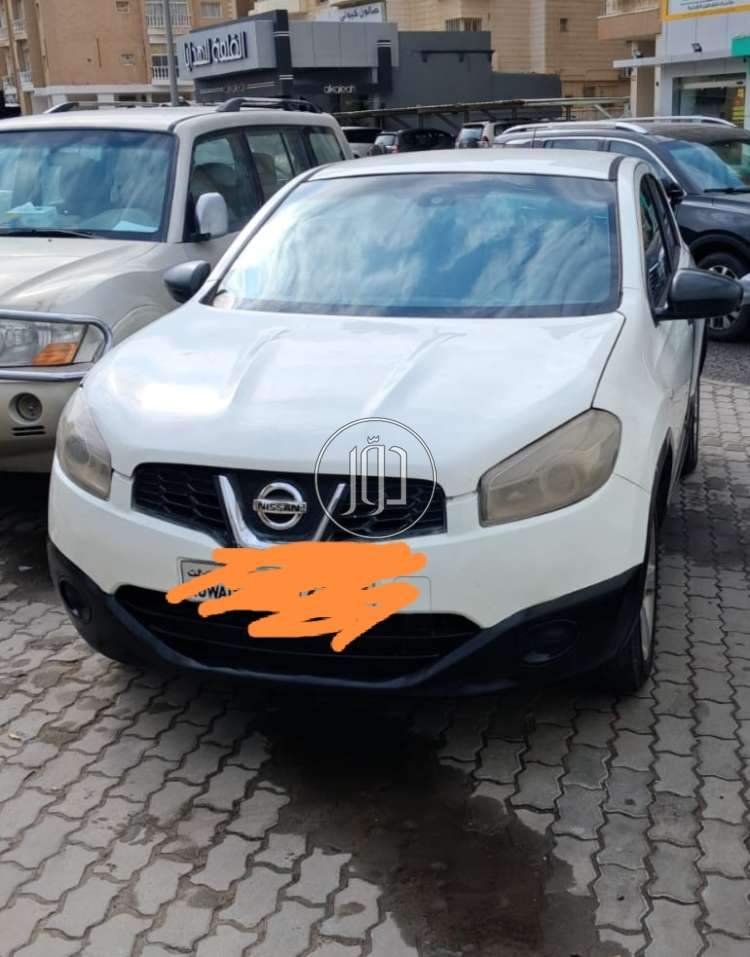 صور سيارات نيسان للبيع في الكويت - دوّر.كوم