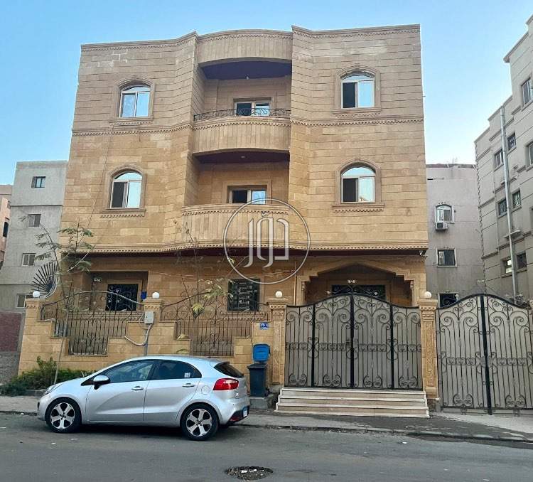 شقة راقية ٢٢٥م للبيع دور أول - التجمع الخامس جاردينا هايتس ١