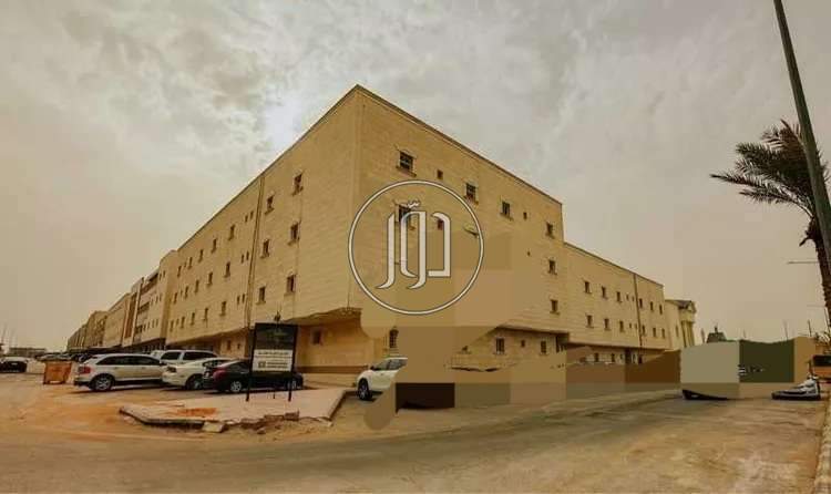 للبيع عماره مساحة 400