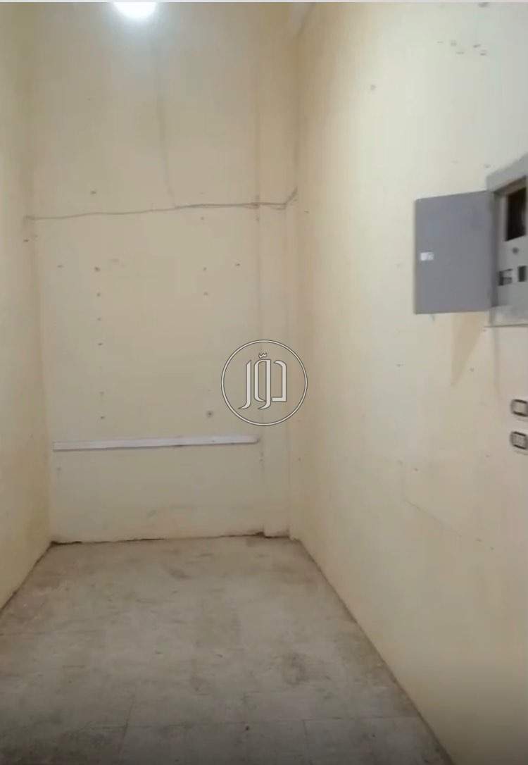 محل للايجار شارع تجاري متميز