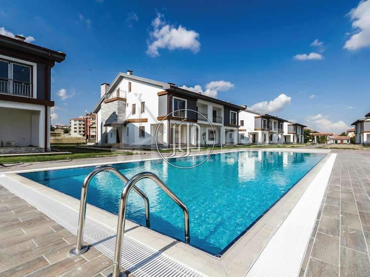 صور فيلا للبيع في أبو ظبي - دوّر.كوم