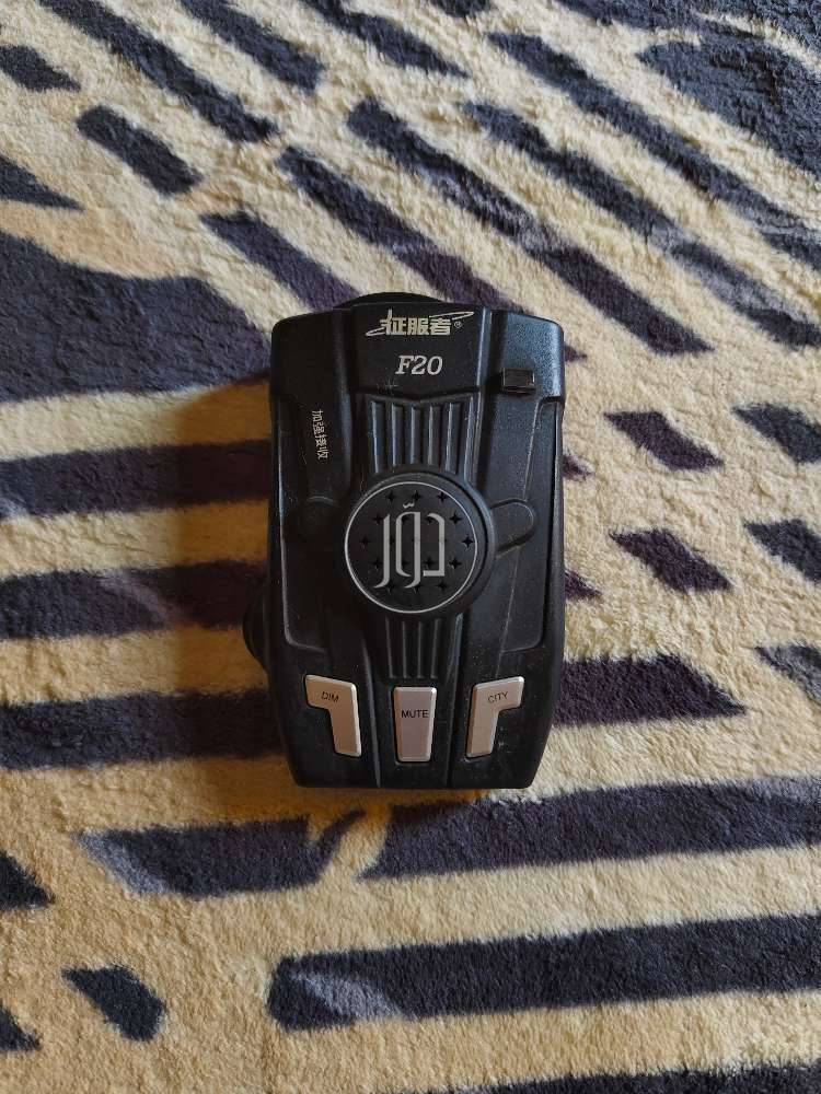 لاقط اشارة الرادار للسيارات وتنبيه صوتي