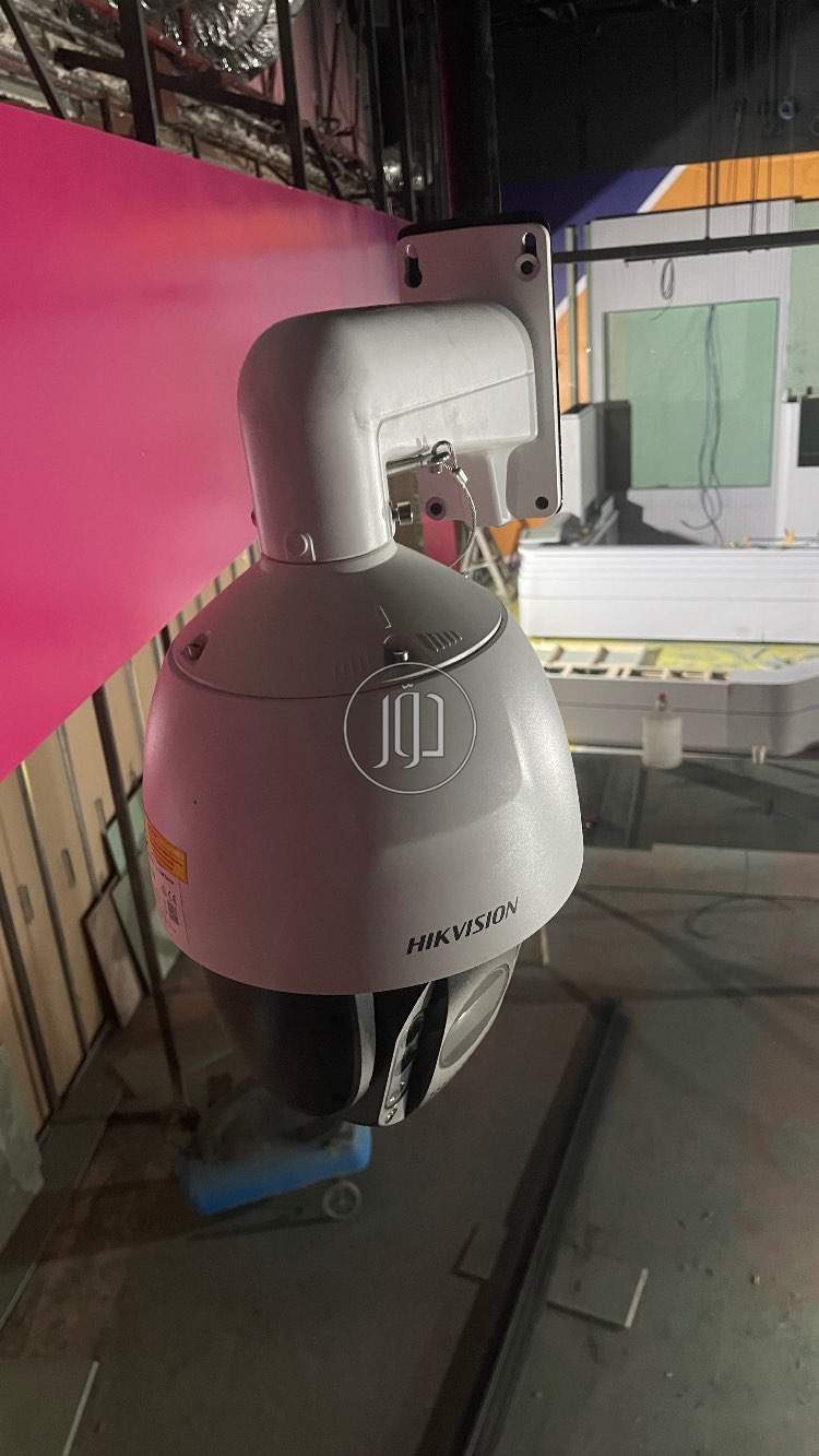 فني كاميرات مراقبة