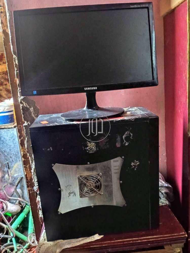 صور كمبيوتر للبيع في أسوان - دوّر.كوم