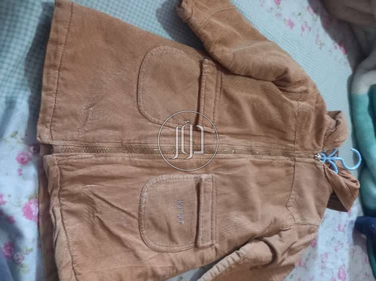 ٢ بالطو وجاكيت استعمال مره استعمال بسيط جدا زى الجديد