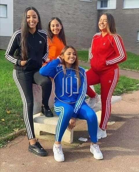 صور ملابس حريمي للبيع في مصر - دوّر.كوم