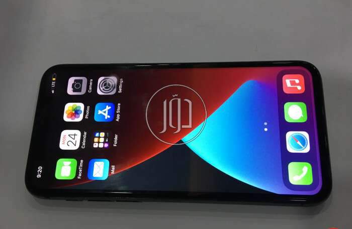 صور موبايلات ايفون للبيع في حولي - دوّر.كوم