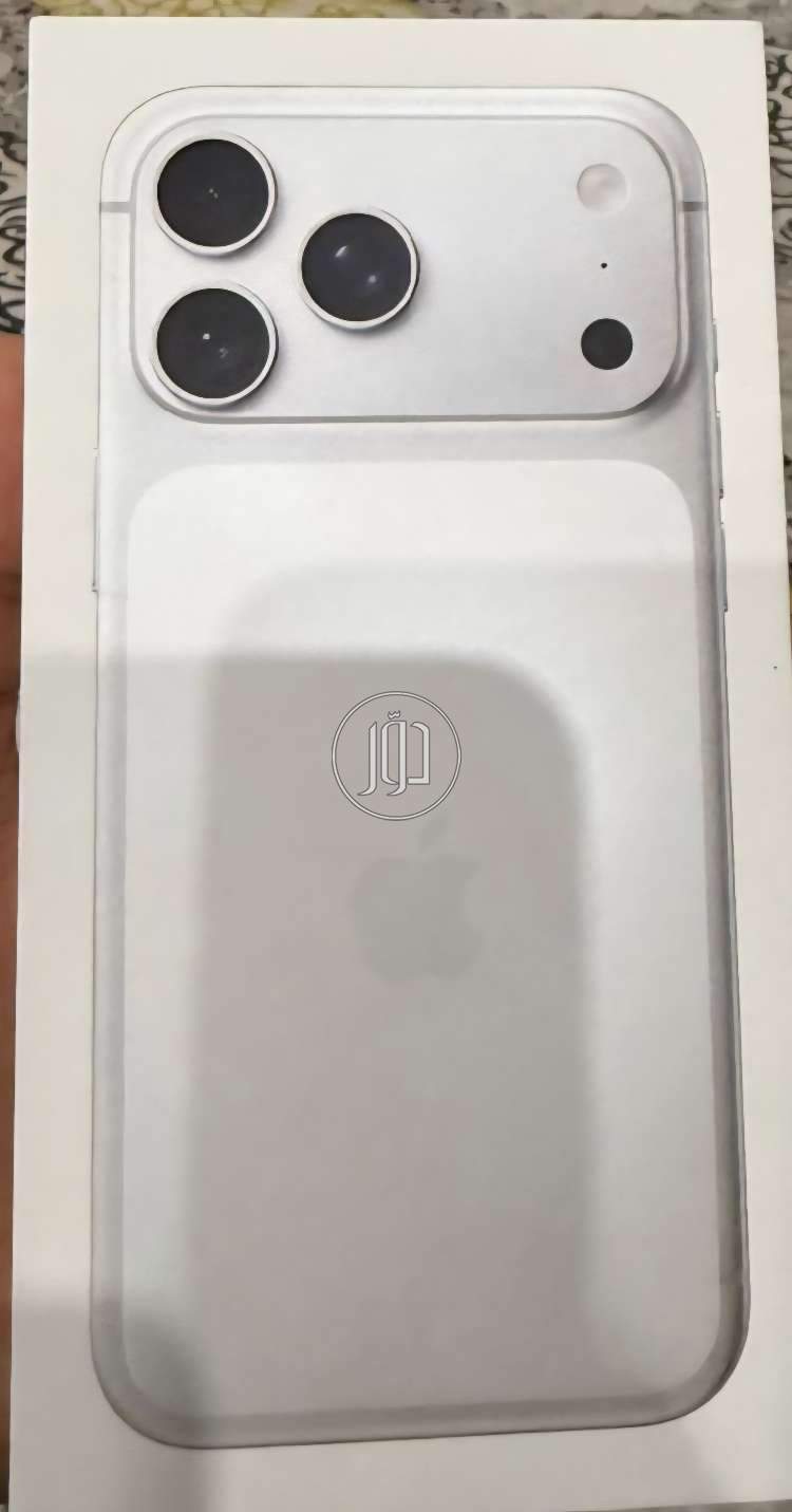 للبيع Iphone 17 pro max