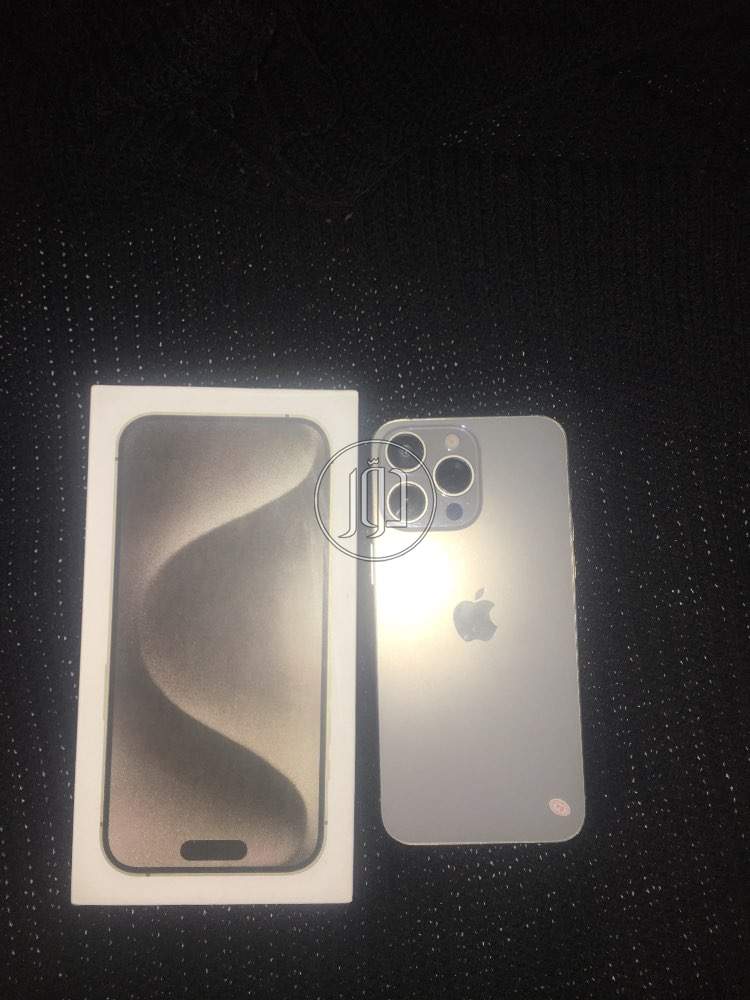 صور موبايلات ايفون للبيع في الإسكندرية - دوّر.كوم