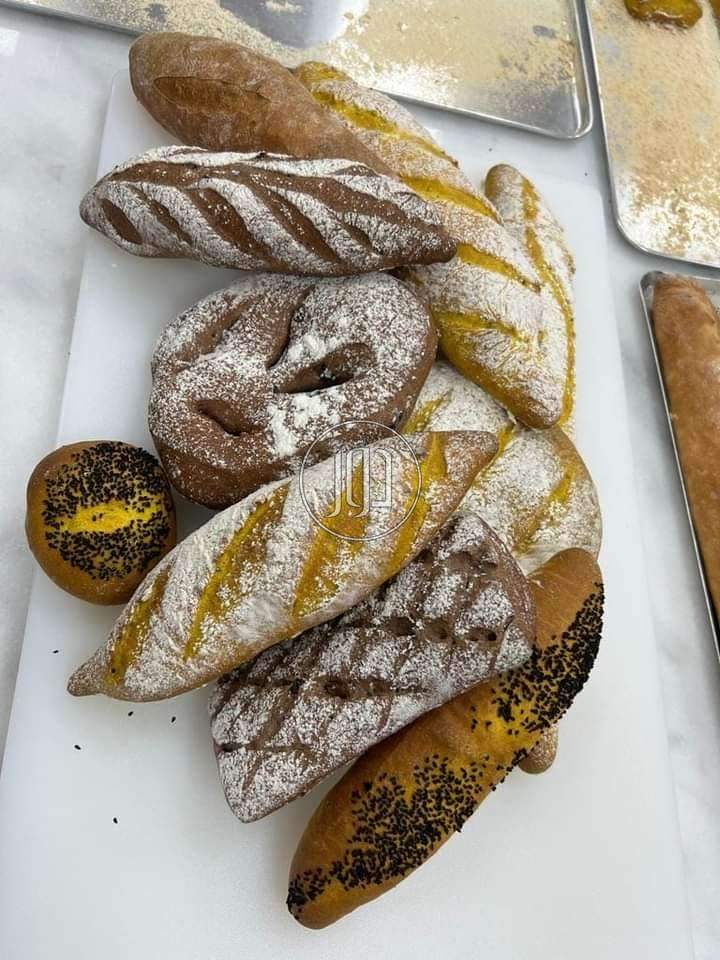 صور وظائف فنادق ومطاعم في السعودية - دوّر.كوم